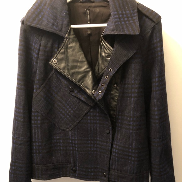 Navy/black plaid Size medium Jacket - Picture 1 of 10